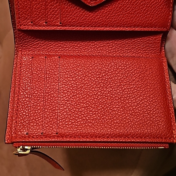 Authentic Louis Vuitton Victorine Empreinte Trifold Leather Wallet - Picture 10 of 16